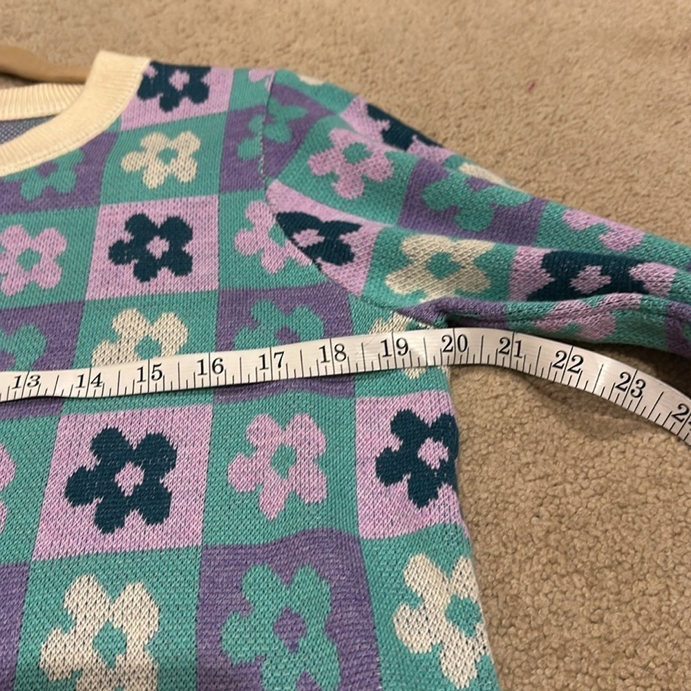 Fate purple and green flower checker sweater in excellent condition!​​​​ - Picture 5 of 5